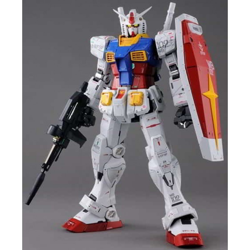 Bandai RX-78-2 Gundam Mobile Suit Gundam, Bandai Hobby PG Unleashed 1/60 Action Figure Model Kit