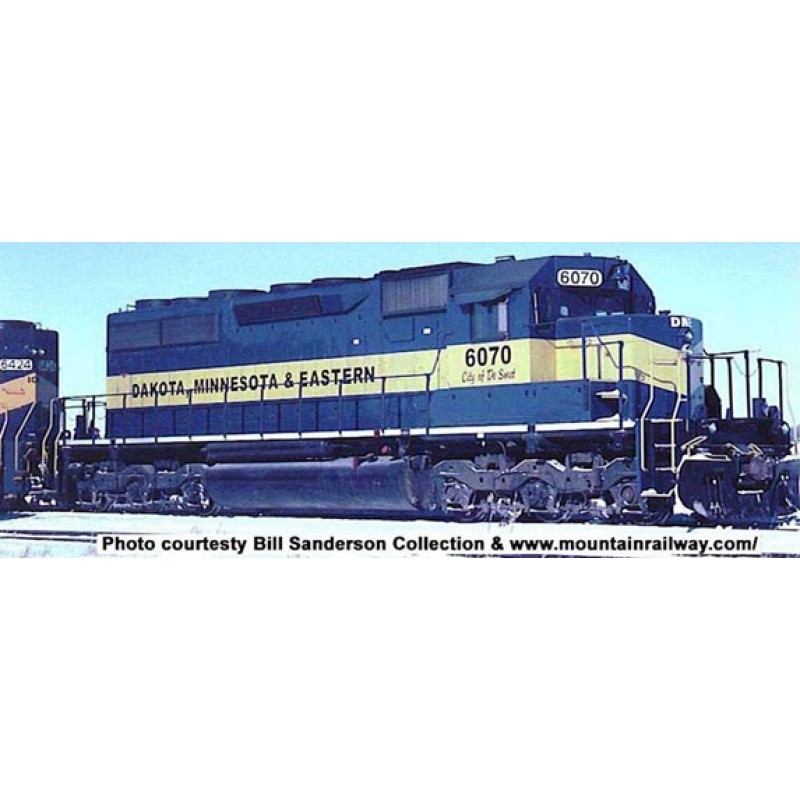 Bowser HO SD40 w DCC & Sound DM&E #6069