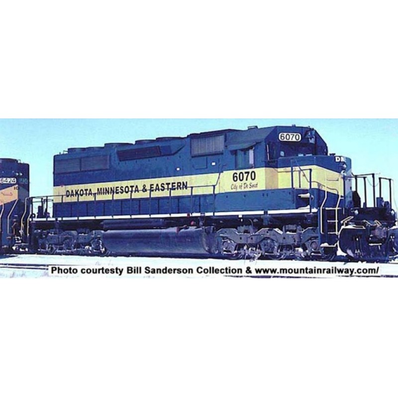 Bowser HO SD40 w DCC & Sound DM&E #6082